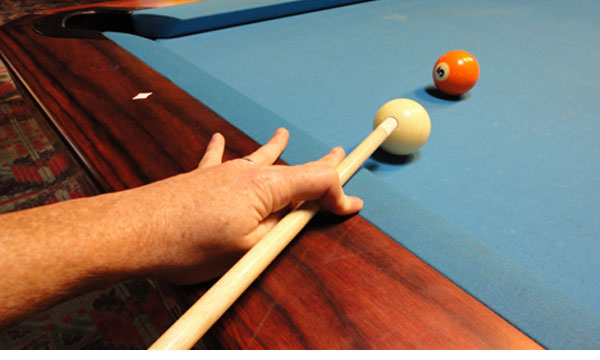 Closed Hand Pool Cue Bridge